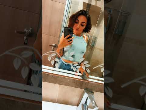 Stepping Into My Power on Crutches ⚔️ A Woman’s Daily Journey of Strength, Beauty, and Freedom