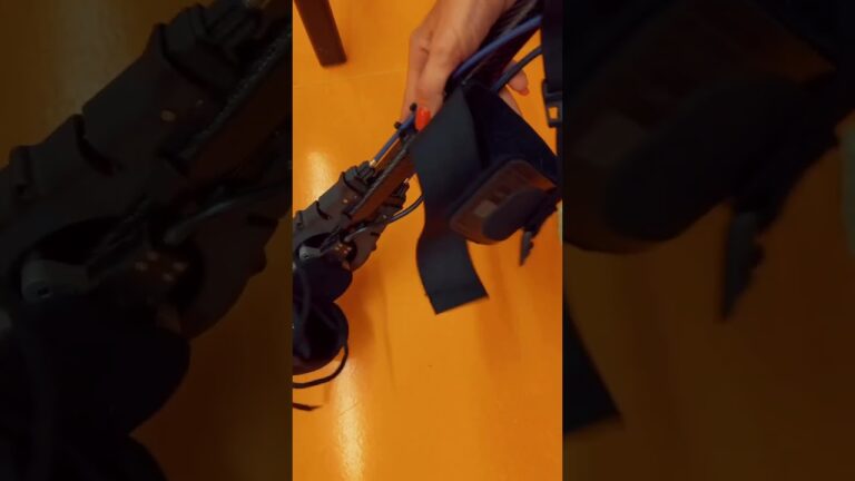 Life on Forearm Crutches 🌟 Woman Finds Freedom, Style, and Strength Rolling Her Own Path