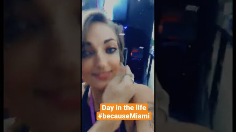 A day in the life of a differently abled artist … Because Miami ☀️☀️ #artlife