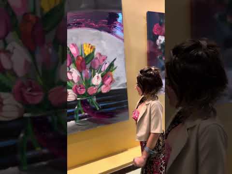 Exploring an International Gallery 🚶‍♀️ Differently Abled Artist Walks With Strength