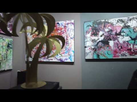 Uniquely Abled Artist Shares Art Showcase #MedellinArtist