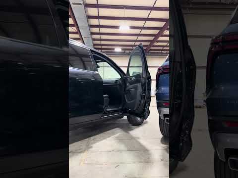 Cross-Country Artist on Wheels—Test Driving for the Dream 💭 #TravelWithDisability