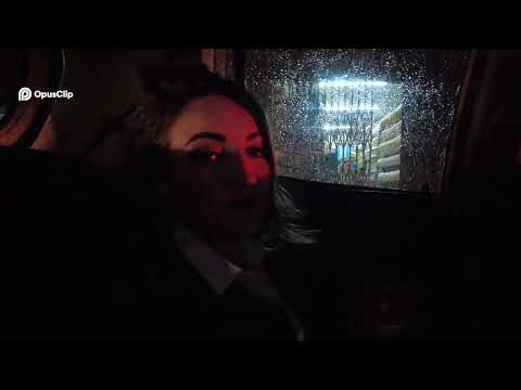 Uniquely Abled Woman Exploring Colombia’s Vibrant Chaos #DisabilityTravel