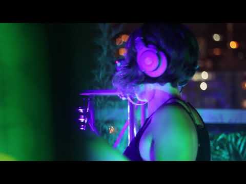 Unbelievable Tech House Rooftop Takeover with DJ Missy DI #TechHouse #RooftopVibes