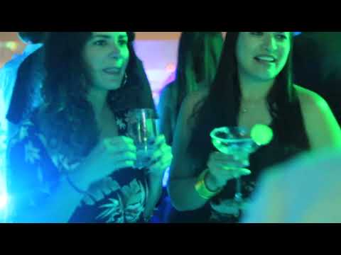 DJ Missy DI’s Abstract Art & Beats Rooftop Performance in Medellín #ArtBeats #DJMissyDI