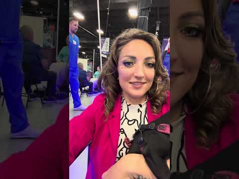 Watch Me Transform A Blank Canvas Into Power At Abilities Expo 🖌️ #InclusiveArt