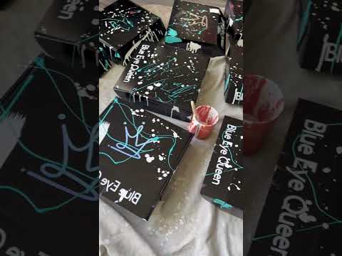 This Artist Turned Paint And Vinyl Into Digital Gold Without Ever Leaving Her Wheelchair Watch The