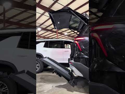 SUV Adventures: Solo Cross-Country Art Journey 🎨 #Accessibility