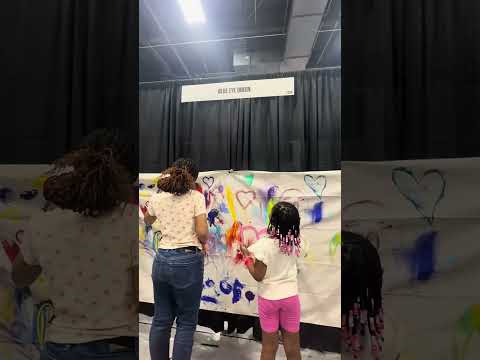 Disability Doesn’t Stop Me From Creating Masterpieces At Abilities Expo 🖼️ #ArtistLife